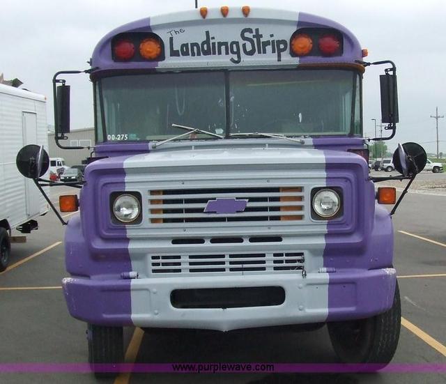 Converted schoolbus, front