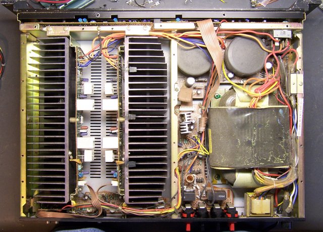 SAE A202 amplifier, interior