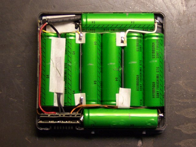 PowerBook battery, inside view