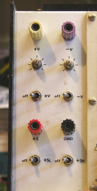 Slim's prototyping station, power supply