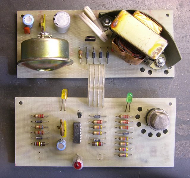 Flammable gas detector, top view