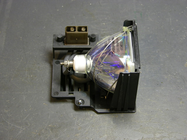 Projector lamp