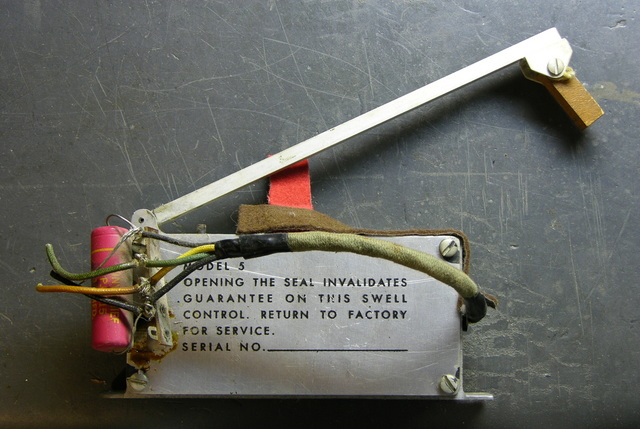 Baldwin Model 5 organ swell pedal, electronics enclosure