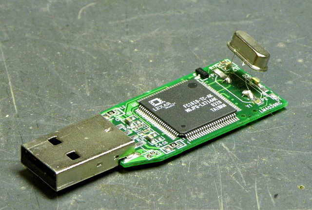 USB thumb drive, repaired