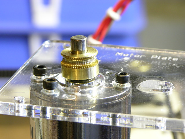 Threaded pulley on MakerBot CupCake Plastruder motor shaft