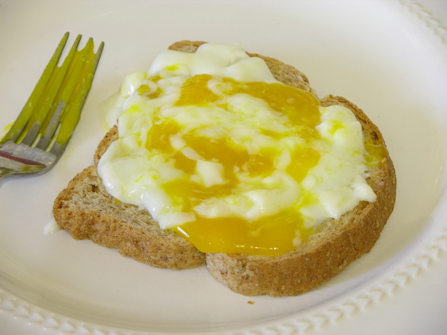 Toast spread with egg cooked at 64C for 90 minutes