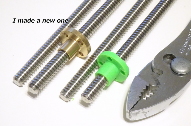 8mm lead screws with 3D printed trapezoidal nut