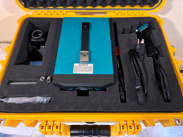 Yihua 948D III solder rework station in Apache 4800 case