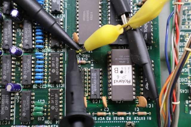 Roland Jupiter 6 voice module PCB, TP4 with scope leads connected