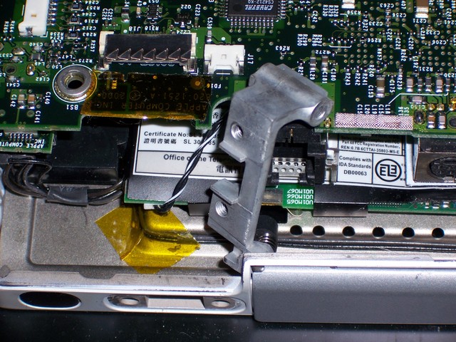 PowerBook G4 500 Hinge Mount Backing