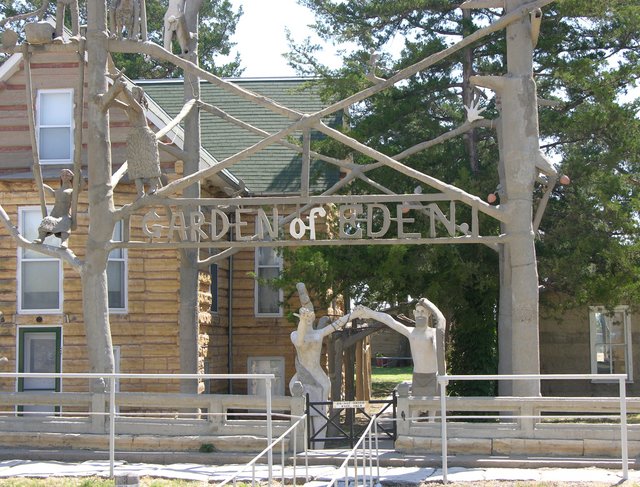 Garden of Eden, Lucas, KS: sign at exit