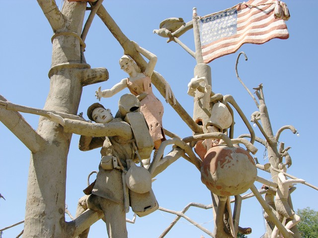 Garden of Eden, Lucas, KS: revolutionaries