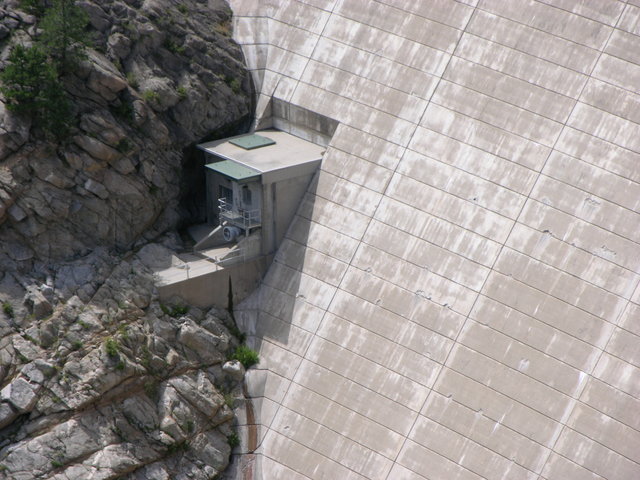 Gross Dam, Colorado: spillway shack