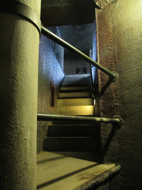 Pennsylvania State Memorial stairwell top